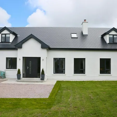Luxury 6 Bedroom Spiddal Villa, Jacuzzi, Balcony Galway Exterior photo