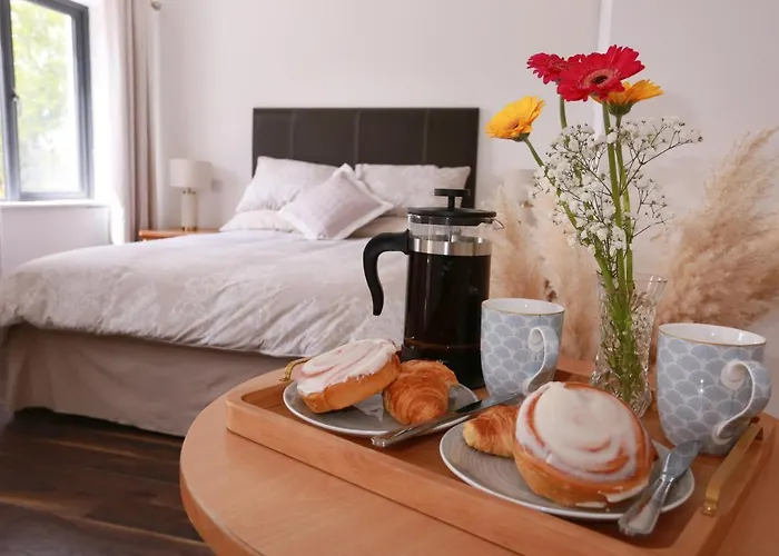 Luxury 6 Bedroom Spiddal Villa, Jacuzzi, Balcony